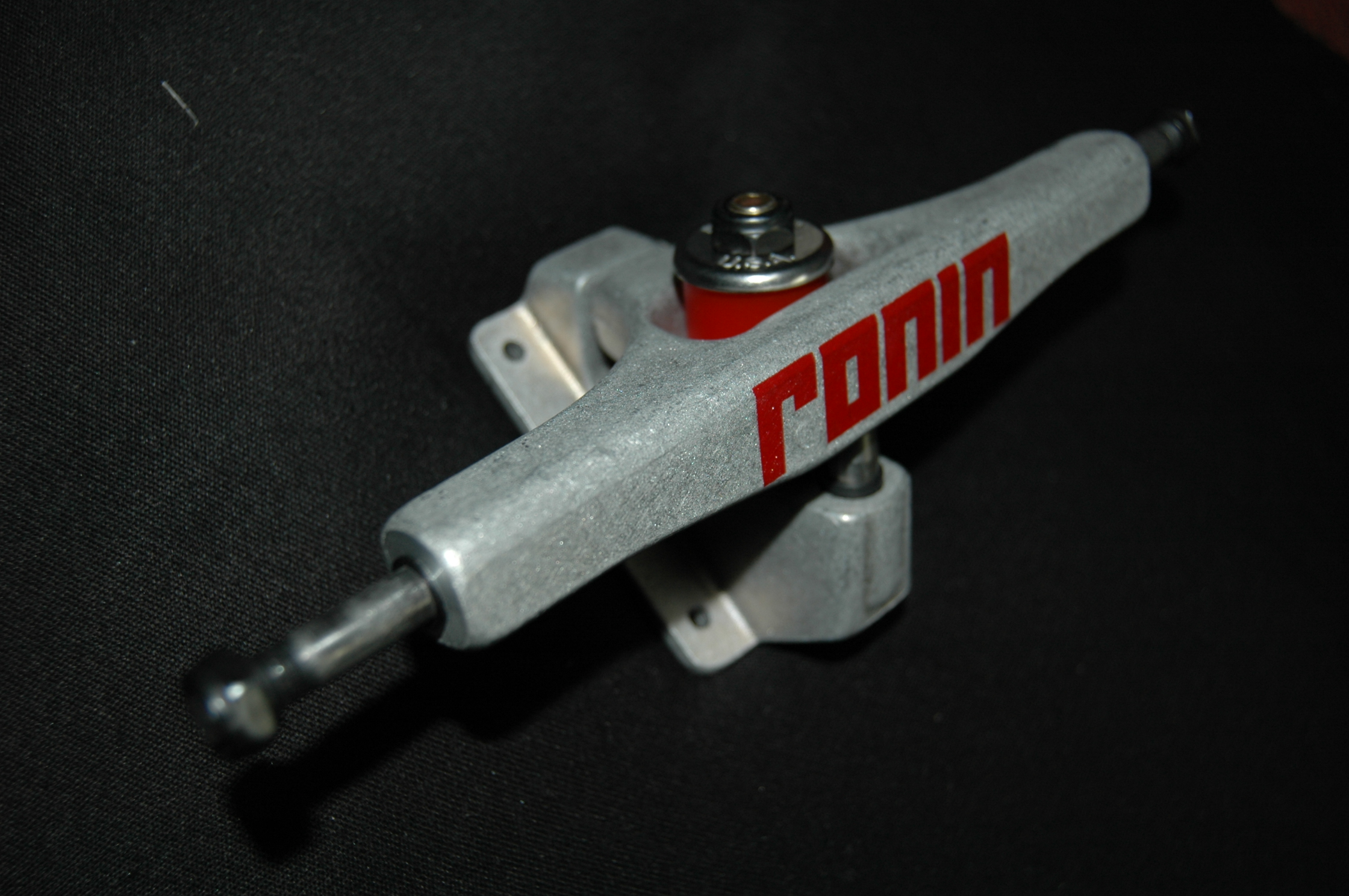 Ronin Cast Truck All Boards Sports Boulders Premier Skate